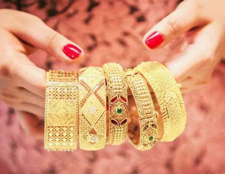 结婚三金一般要花多少钱(结婚五金一般要花多少钱)