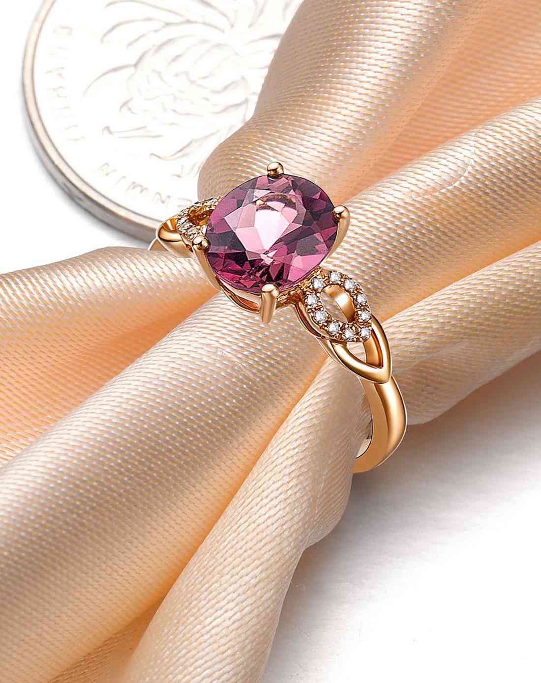 戴碧玺有什么好处(戴碧玺有什么好处和禁忌)