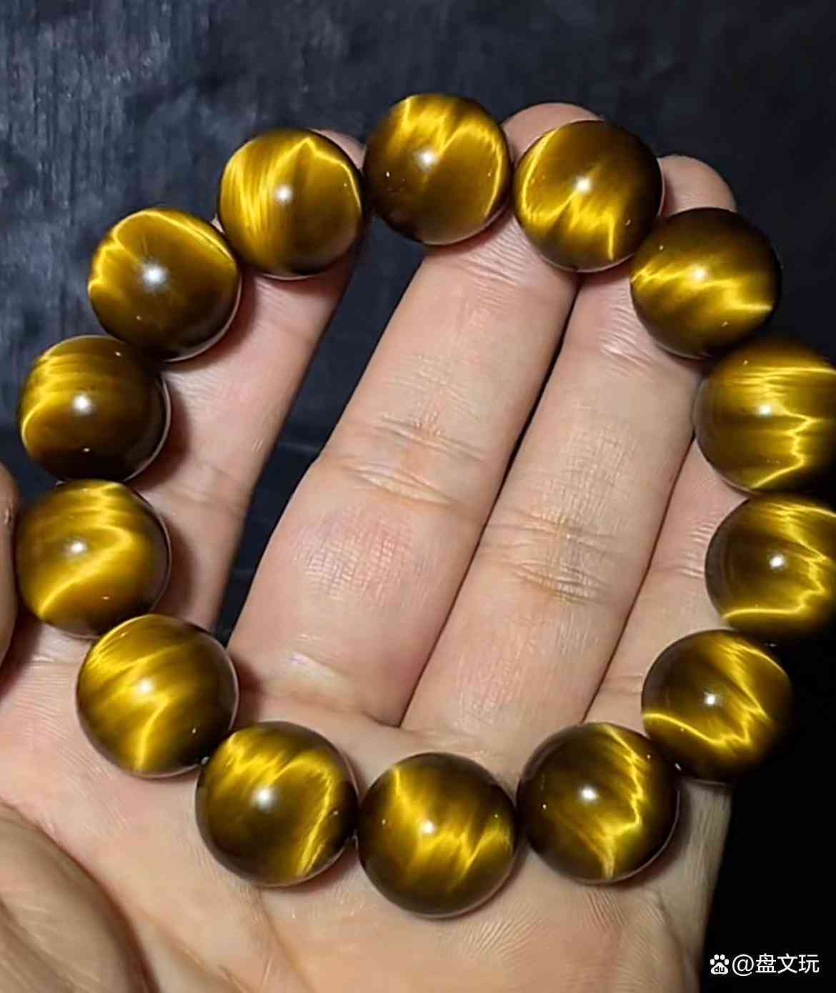 虎眼石是什么石头(虎眼石和什么属相犯冲)