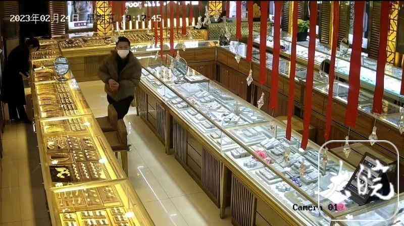 黄金女士项链(黄金女士项链的流行款式)