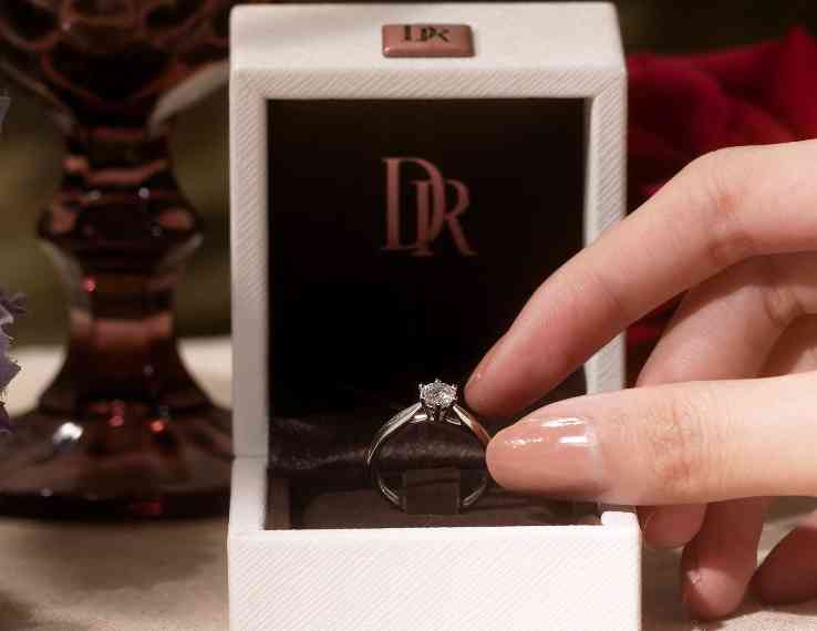 tiffany50分钻戒价格(tiffany 50分钻戒价格)