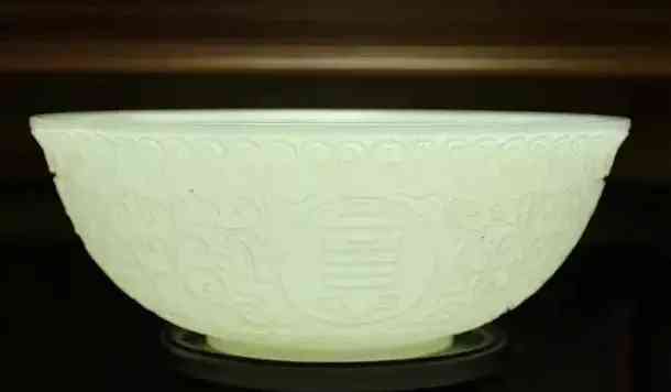 和田墨玉价格(和田墨玉价格及图片)