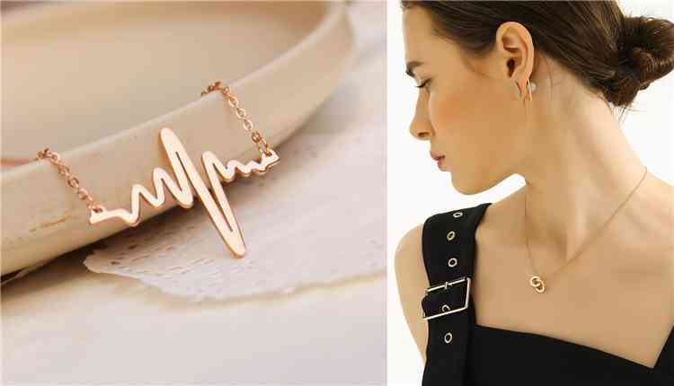 玫瑰金项链和黄金项链哪个好(玫瑰金项链和黄金项链哪个贵)