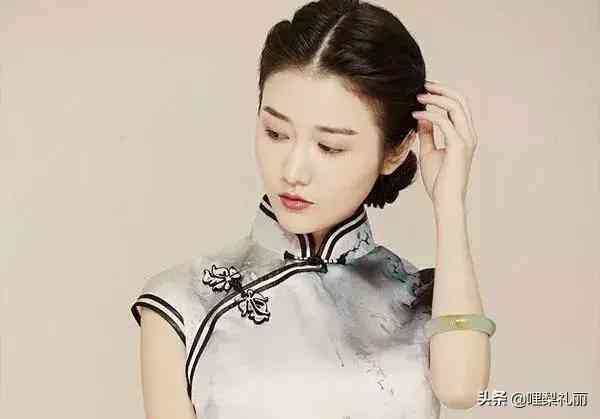 翡翠吊坠的寓意和象征(翡翠吊坠有哪些款式寓意是什么)