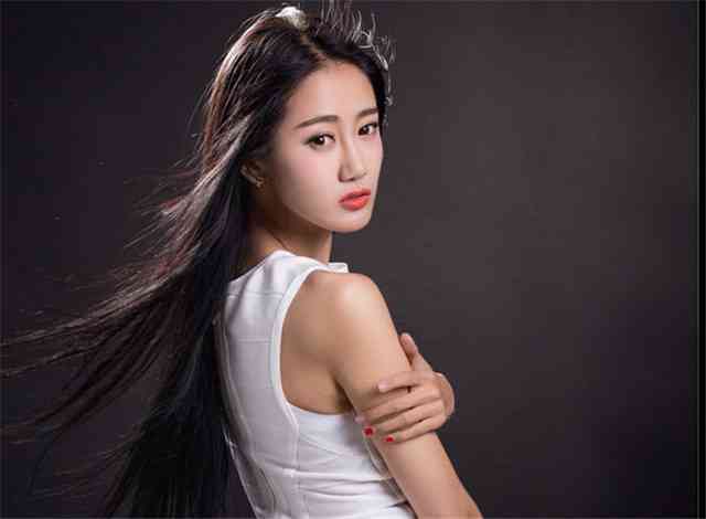 男士黄金首饰(男士黄金首饰搭配)