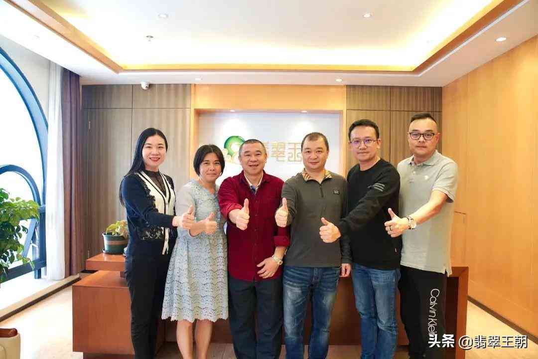 怎么区别玉和翡翠(怎区分玉和翡翠)