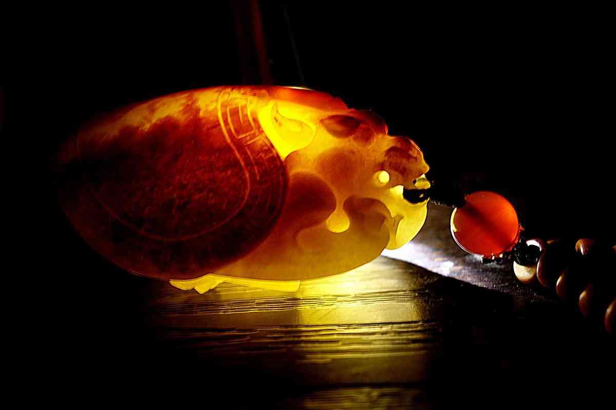 关于和田玉的介绍(关于和田玉的知识)