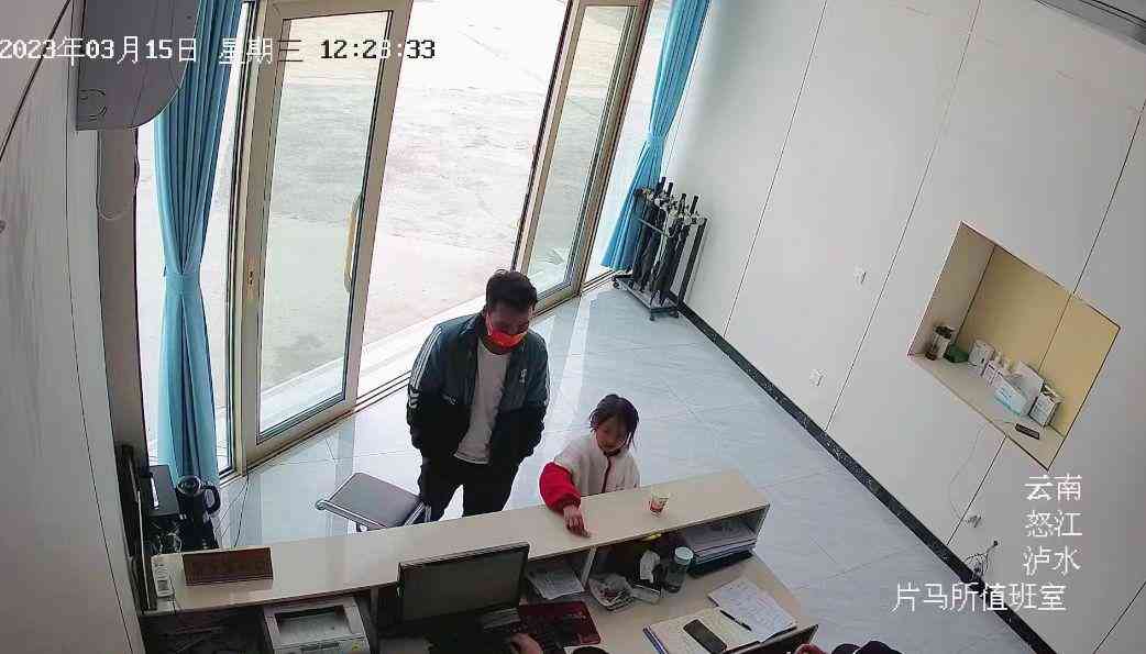 送女生生日礼物送什么好学生(送女生生日礼物送什么好学生党)