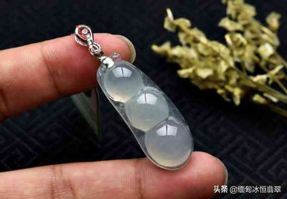 女人带金貔貅手链好吗(女人带金貔貅手链的讲究和忌讳)