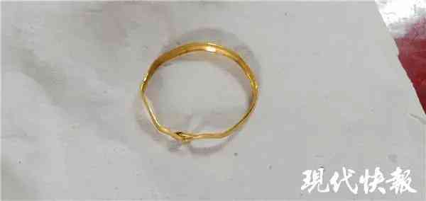 金耳环多少钱一对(老凤祥黄金耳环多少钱一对)