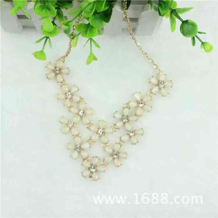 swarovski项链价格查询(swarovski项链的价格)