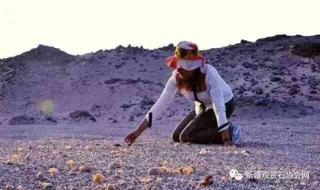 天然玛瑙的鉴别方法(天然玛瑙怎么鉴别真假)