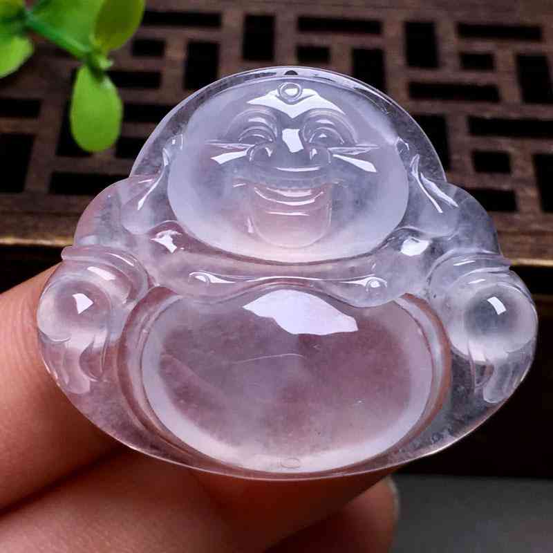 翡翠手镯怎么看品质(翡翠镯子怎样看品质)