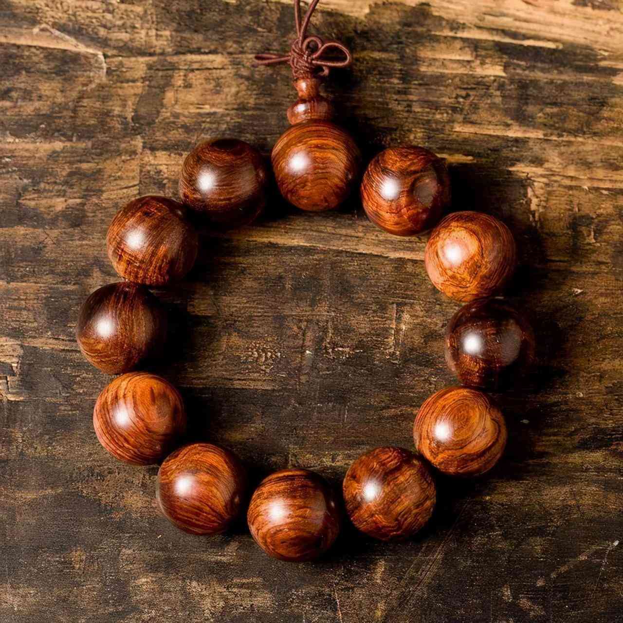 40种常见石质手串(40种常见石质手串 种类)