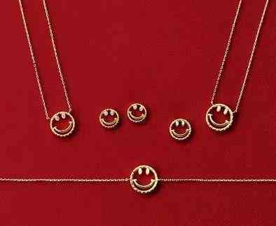 十大奢侈品牌手链(十大奢侈品牌手链手镯女图片)