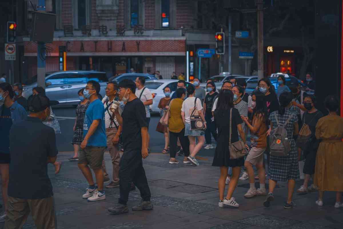 老婆生日礼物实用性排行(送30岁女人礼物前十件排名)