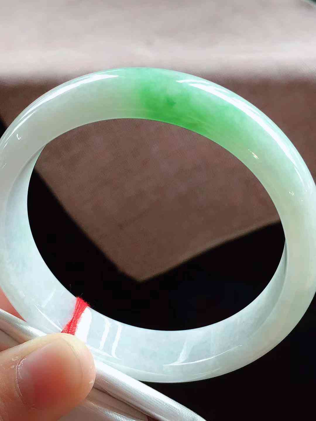 手镯圈口尺寸对照表测量法(手镯圈口尺寸测量方法)