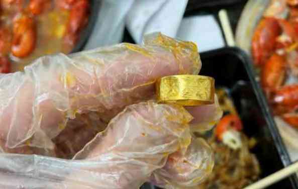 一克拉的戒指多少钱(一克拉戒指多少钱2015)