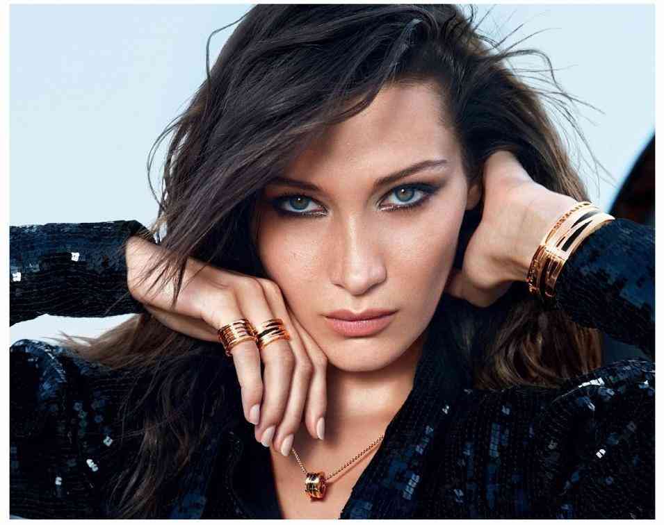 蒂芙尼笑脸项链的含义(蒂芙尼笑脸项链是哪个电视剧的)