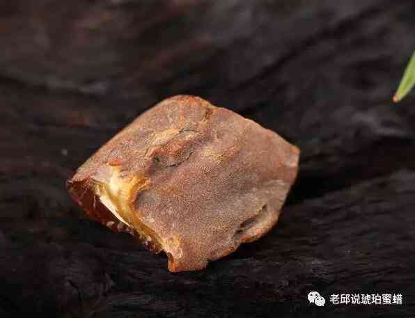 蜜蜡是什么(蜜蜡是什么材质)