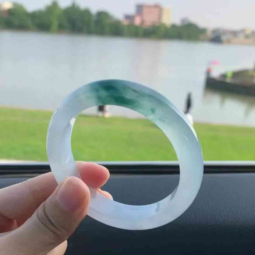 翡翠鉴定平台(翡翠鉴定平台哪家好)