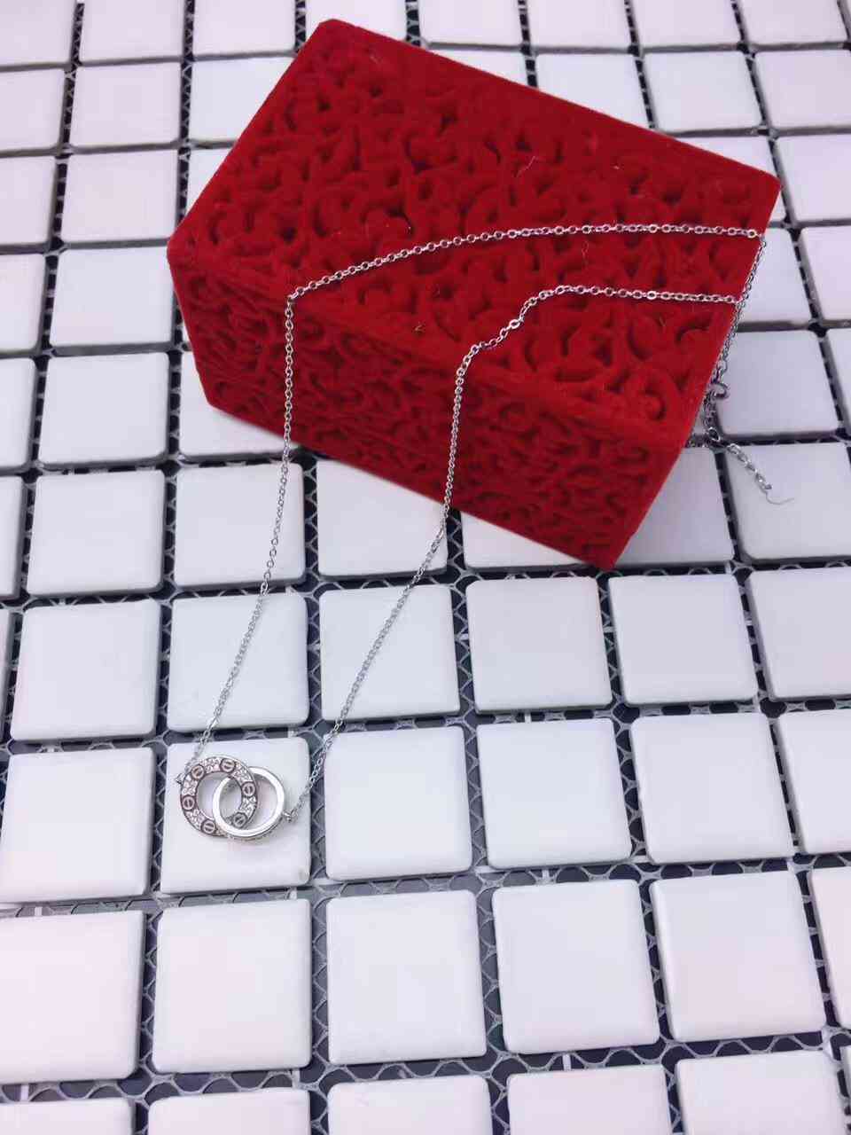 s925银多少钱一克拉钻戒(s925银戒指一般多少钱一克)