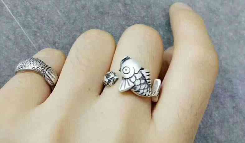 如何选戒指的尺寸大小(怎样选择戒指的尺寸)