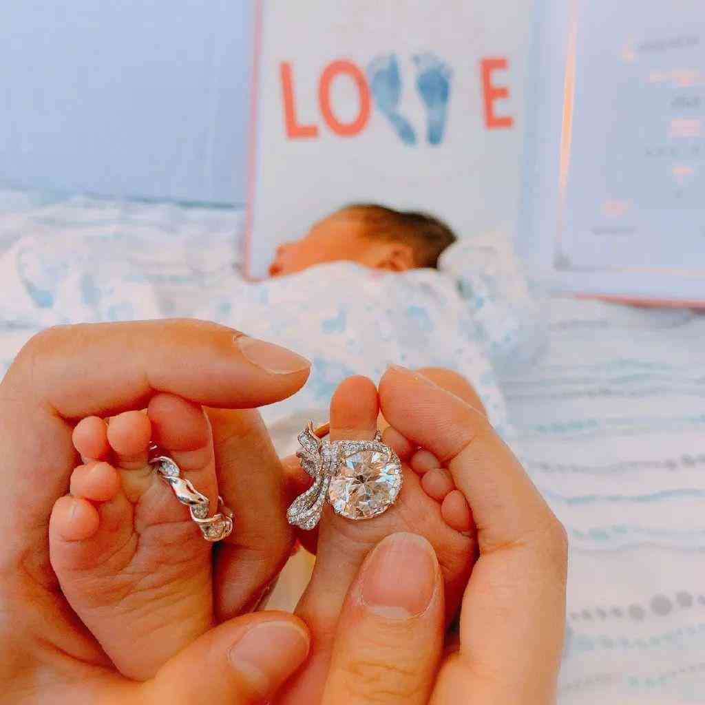 结婚钻戒的寓意(结婚钻戒寓意是什么意思)