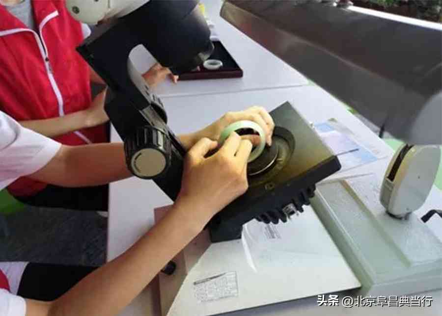 怎么辨别玉的品质(怎样识别玉的品质)