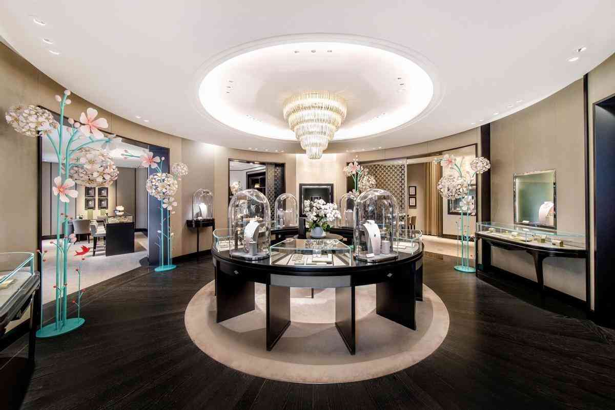 玉髓吊坠多少钱一克(玉髓吊坠值钱吗?)