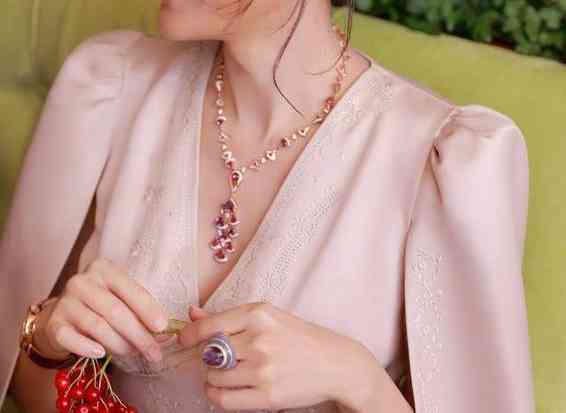 白水晶什么五行不能戴(白水晶适合什么属相的人)