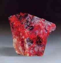 鸡血石原石价格鉴别方法(鸡血石原石 鉴别方法)