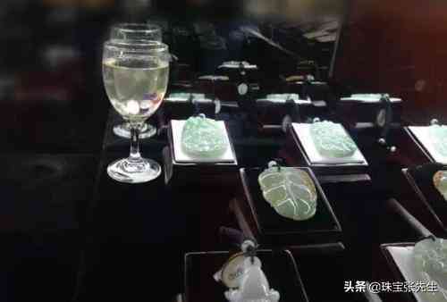 鉴别和田玉(鉴别和田玉最基本方法)