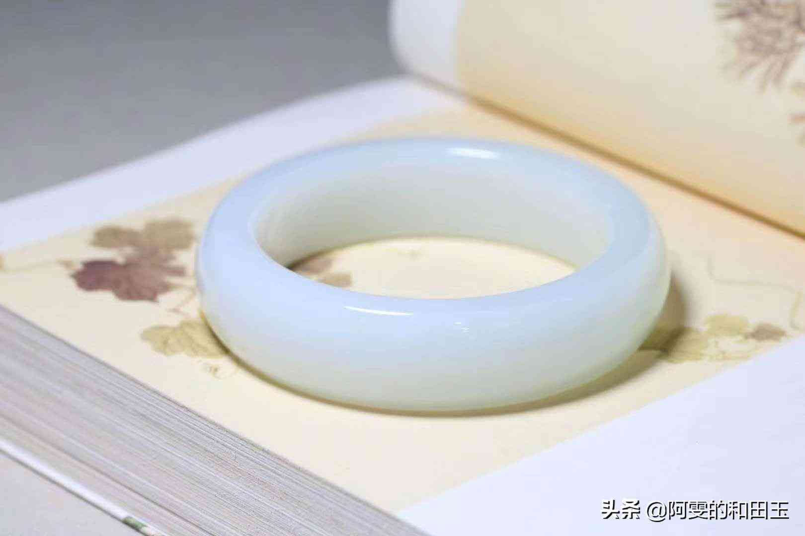 如何测量手镯圈口大小(如何测量手镯戴多大合适)