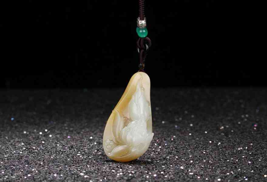 玉石识别顺口溜(玉石的识别方法有几种)