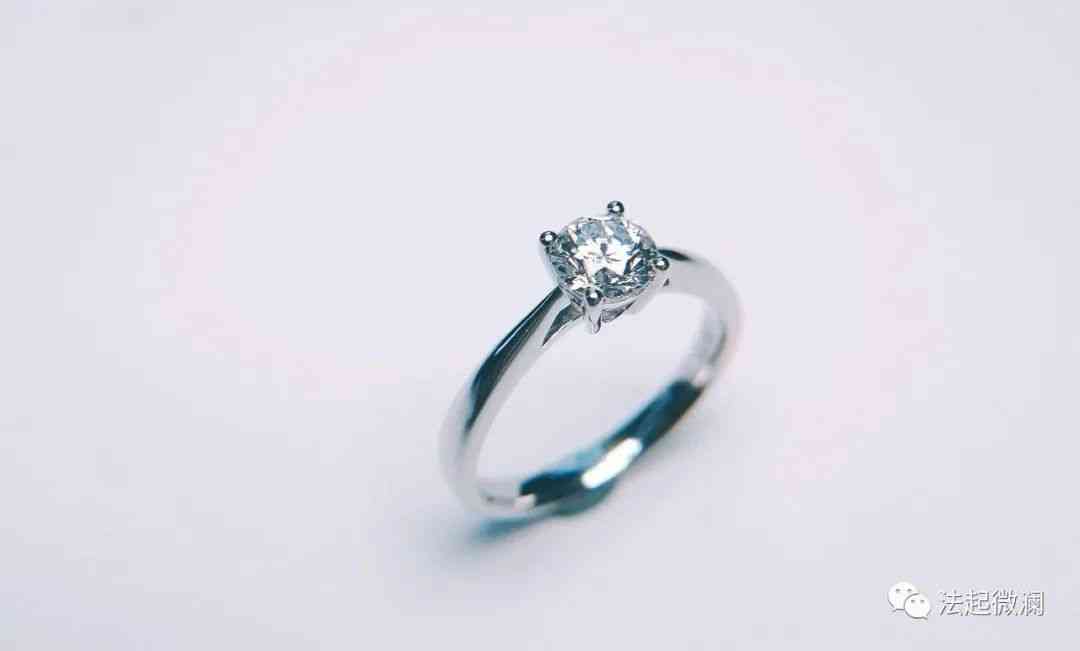 一克拉钻戒多少钱啊(一克拉钻戒大概多少钱?)