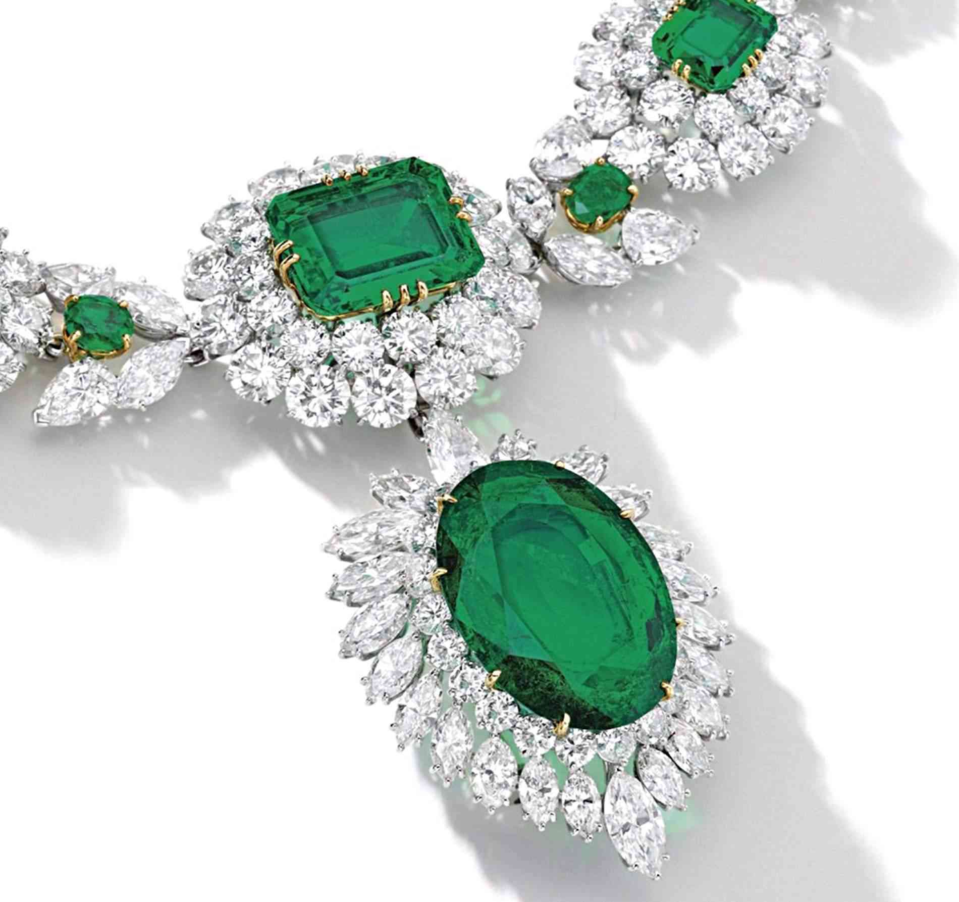 绿松石的功效与作用价钱(绿松石的功效与作用点)