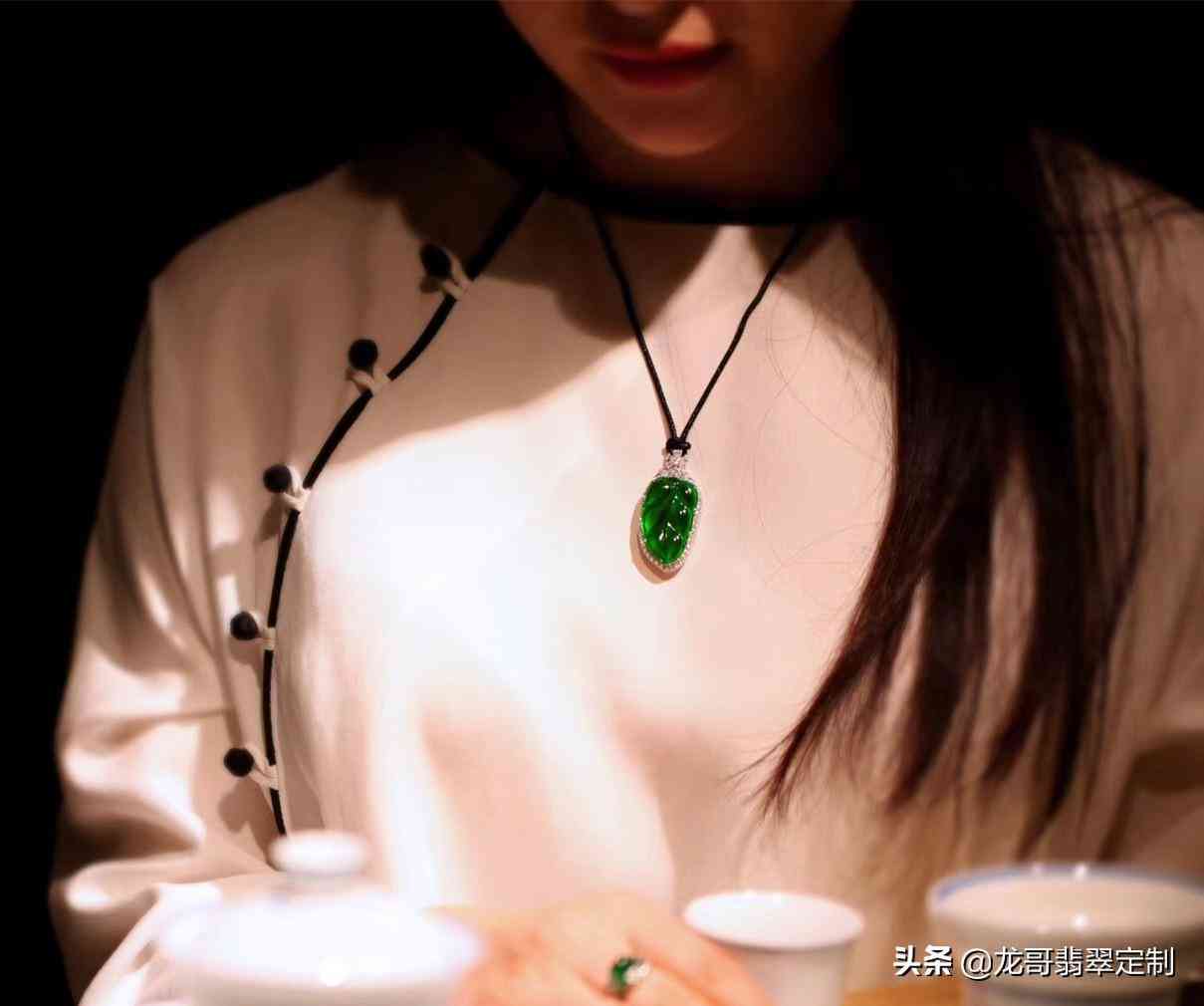 黄玉髓是什么玉(黄玉髓是玉石吗)