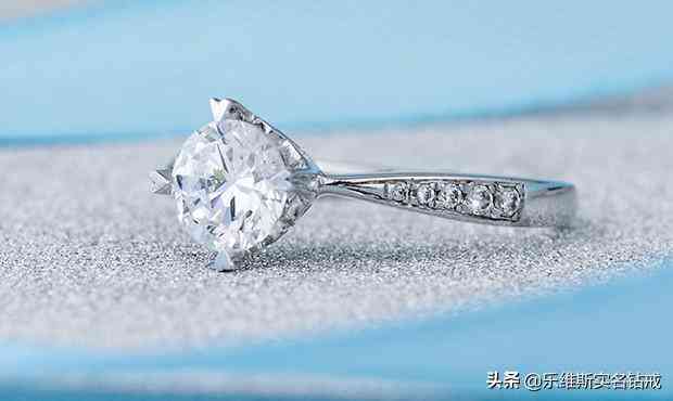 今天999铂金回收价格是多少(铂金回收420元一克)