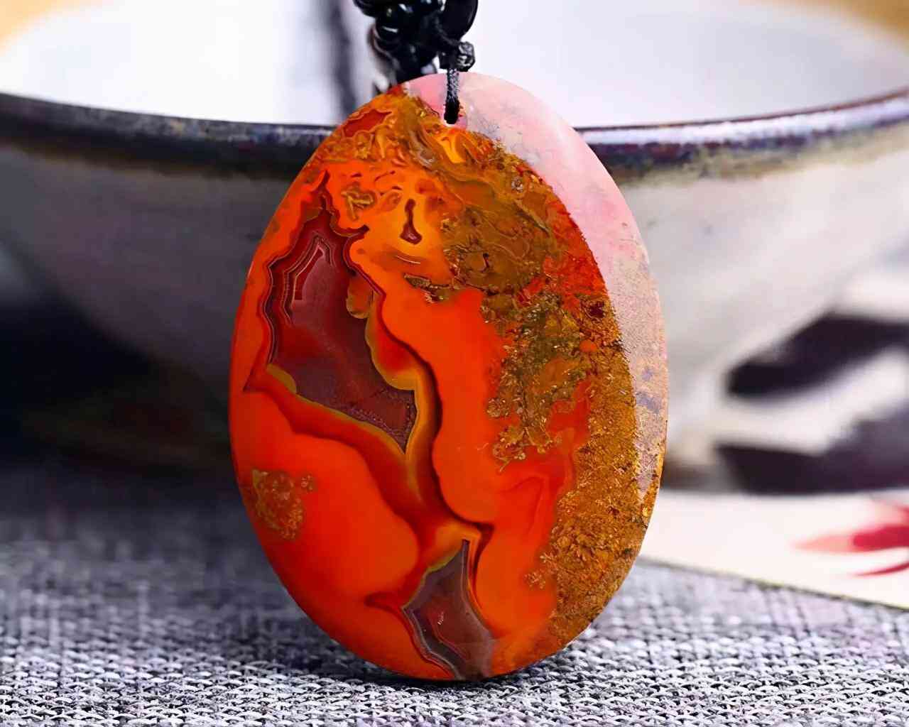 水胆玛瑙的价格(水胆玛瑙的价值)