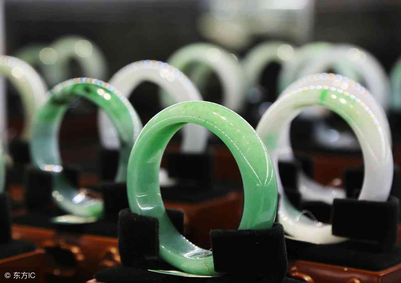 如何判断玉的好坏(如何判断玉的好坏图片)