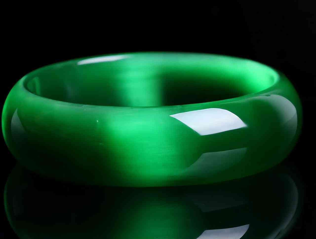 翡翠原石回收微信(翡翠原石微信号)