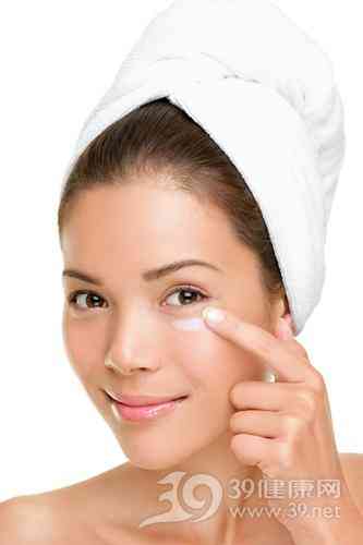 纯银戒指什么牌子好(纯银戒指是什么类型)