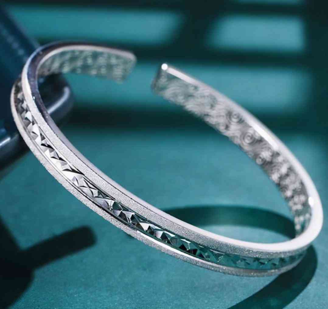 黄金价格今日价格(菜百黄金价格今日价格)