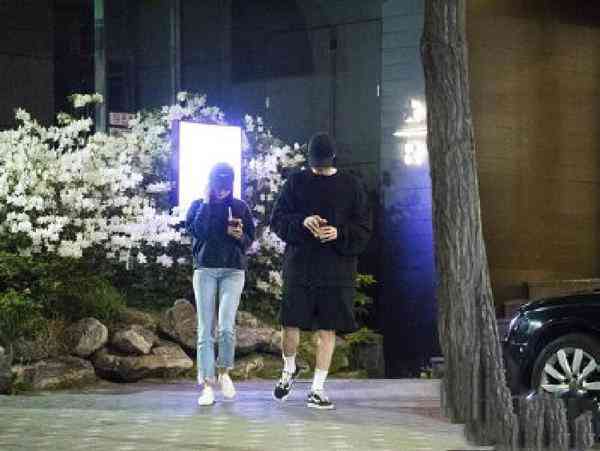 求婚表白情话最暖心一段话(最朴实走心的表白一段话)