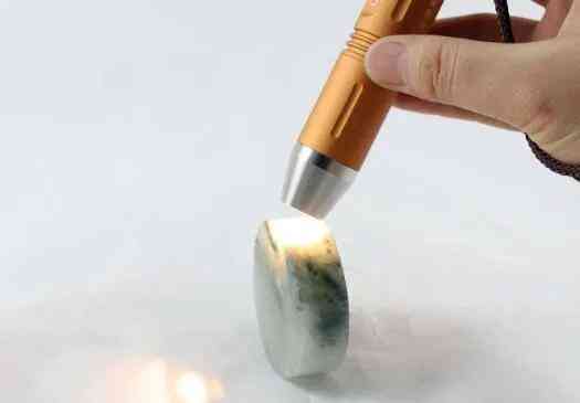 怎样挑选玉手镯的真假(怎样鉴别玉手镯的好与坏)