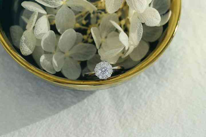 18k白金和铂金哪个好(18k白金和铂金哪个贵)