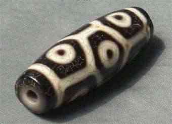 九眼天珠是什么材质(九眼天珠是什么材质是矿石吗?)