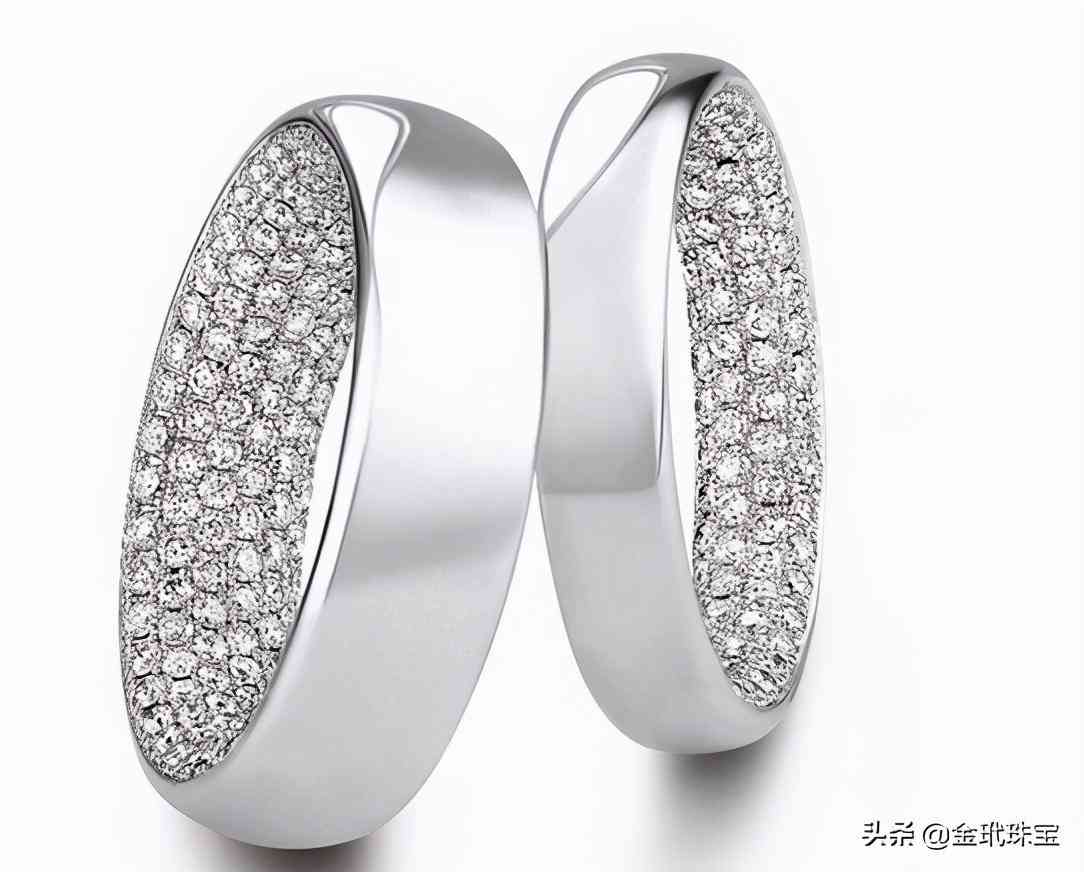 白金项链一条大概多少钱(女士白金项链一般多少钱)