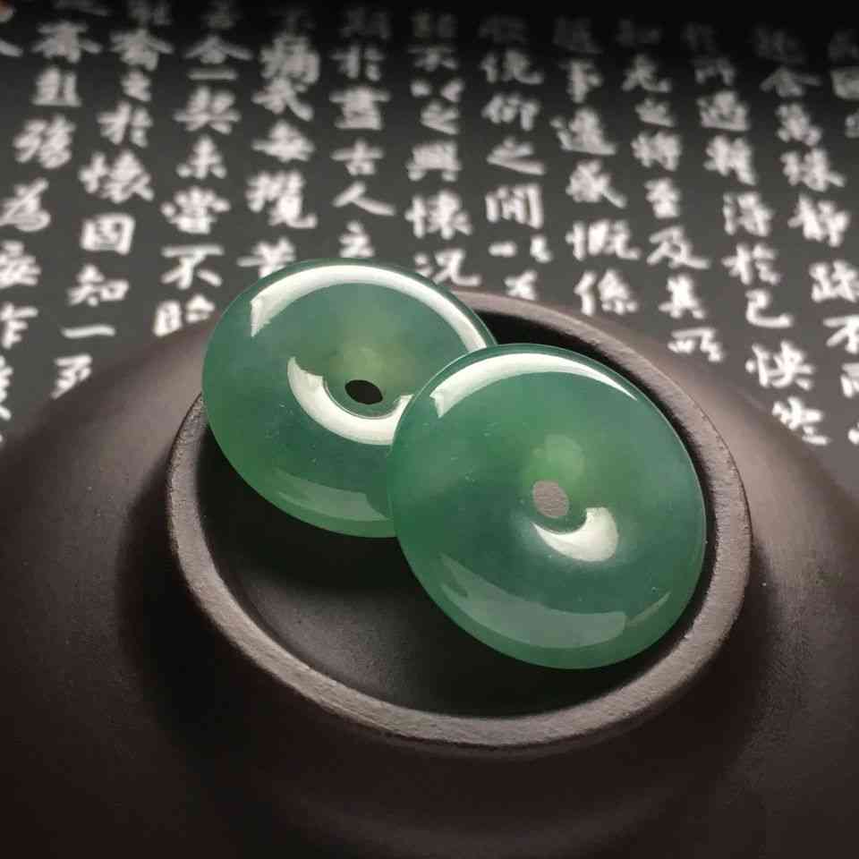 处理过的翡翠怎么鉴别(处理过的翡翠是什么意思)